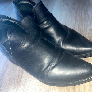 Steve Madden leather bootie boot